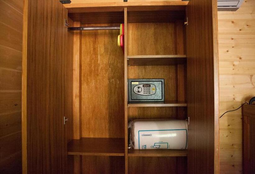 Bed and Breakfast Ekinoks Hotel   Adults Only