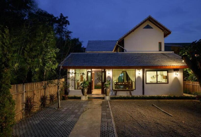 تختخواب و صبحانه Foresta Villa