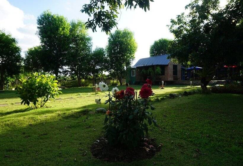 Bed and Breakfast Gumbie House