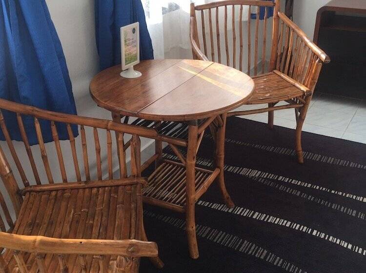 ベッドアンドブレックファースト Lyndale Lodge