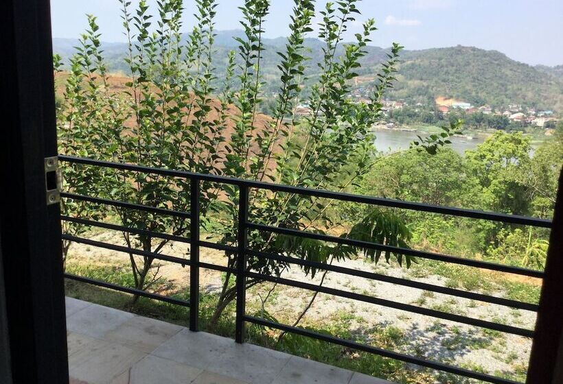 Курорт Chiang Khong Hill