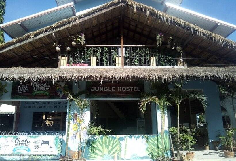 Gecko Republic Jungle Hostel