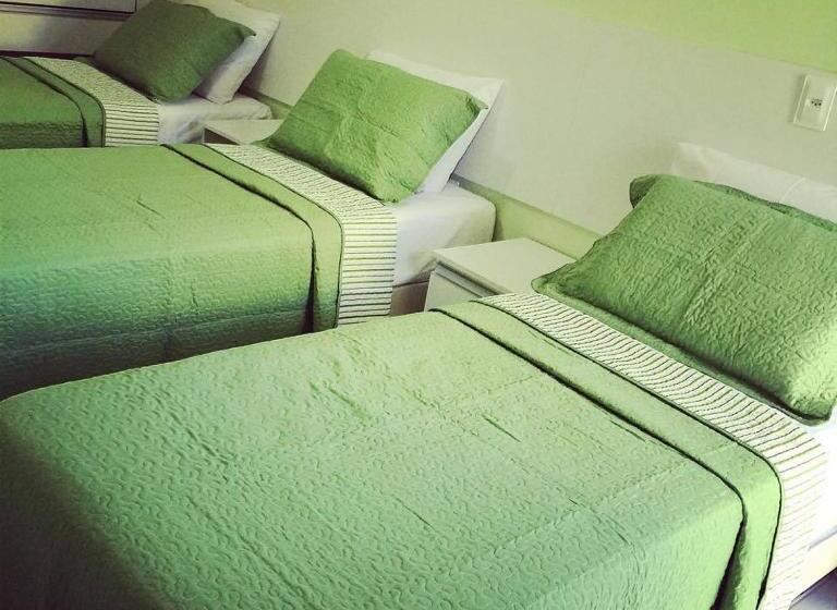 פונדק Pousada Ouriço