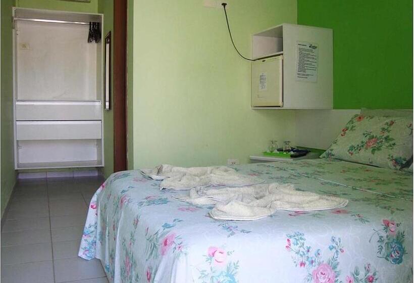 פונדק Pousada Ouriço