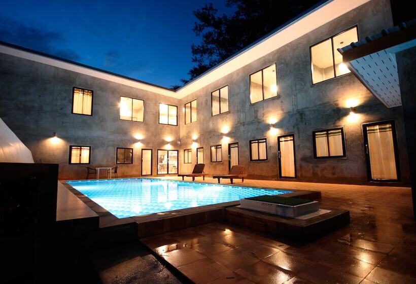 호텔 Aonang Lodge Sha