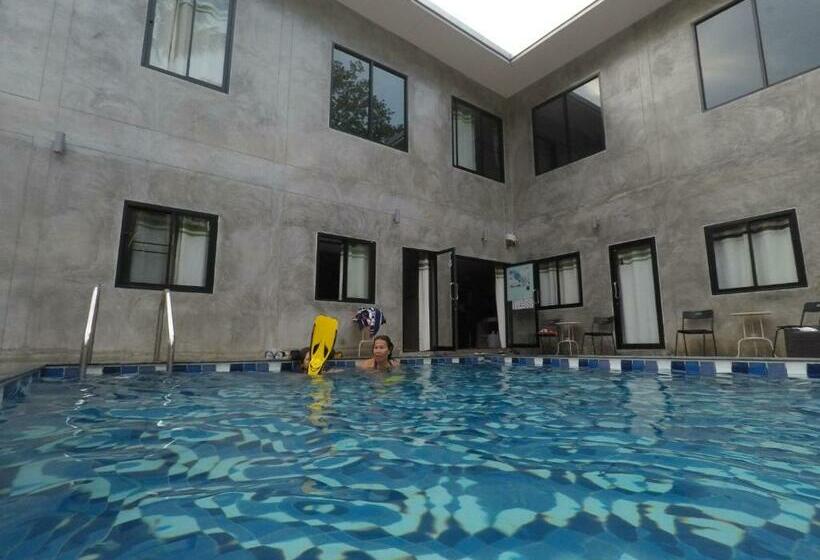 호텔 Aonang Lodge Sha