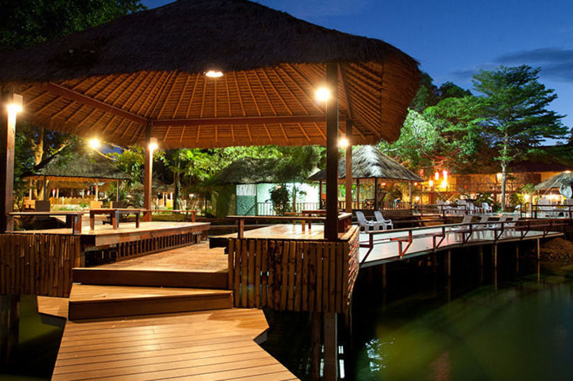 ホテル Aristo Chic Resort And Farm