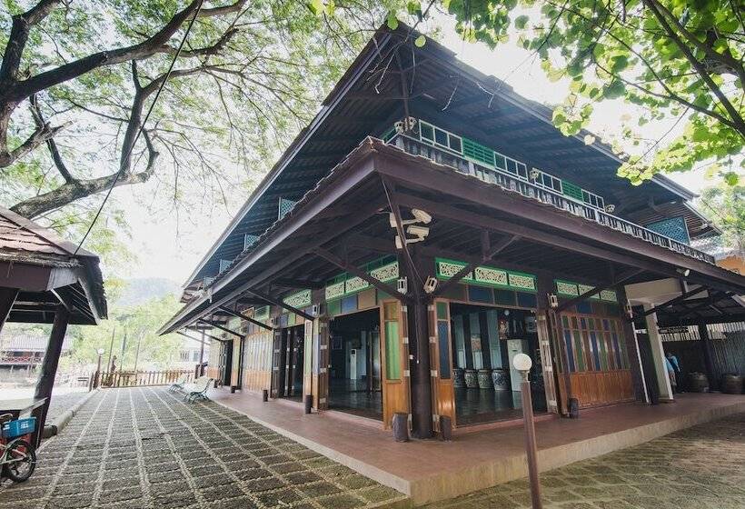 בית מלון כפרי Baan Imm Sook Resort