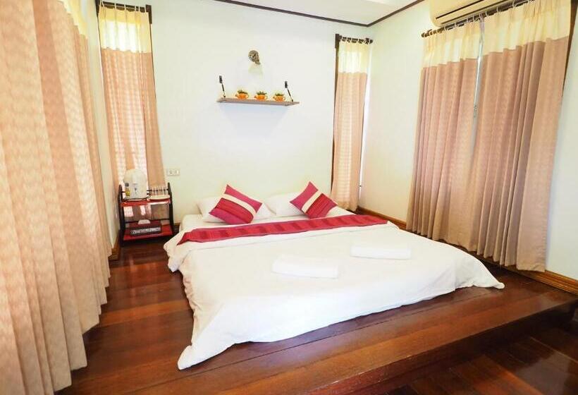 בית מלון כפרי Baan Pun Sook Resort