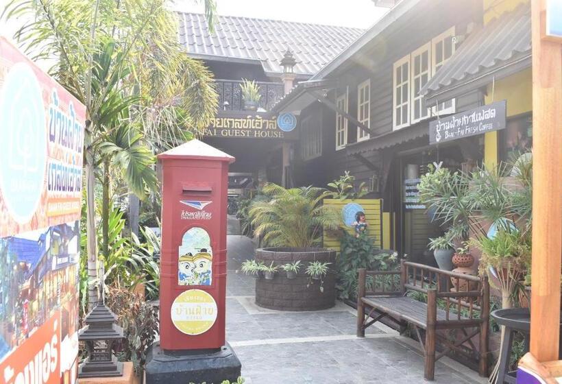 Отель Baanfai Guesthouse Chiangkhong