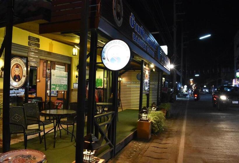 Отель Baanfai Guesthouse Chiangkhong