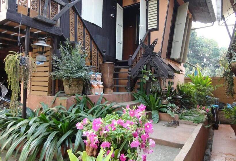 בית מלון כפרי Baanfai Guesthouse Chiangkhong