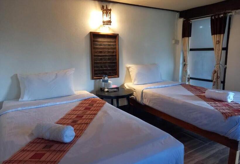 هتل Baanfai Guesthouse Chiangkhong