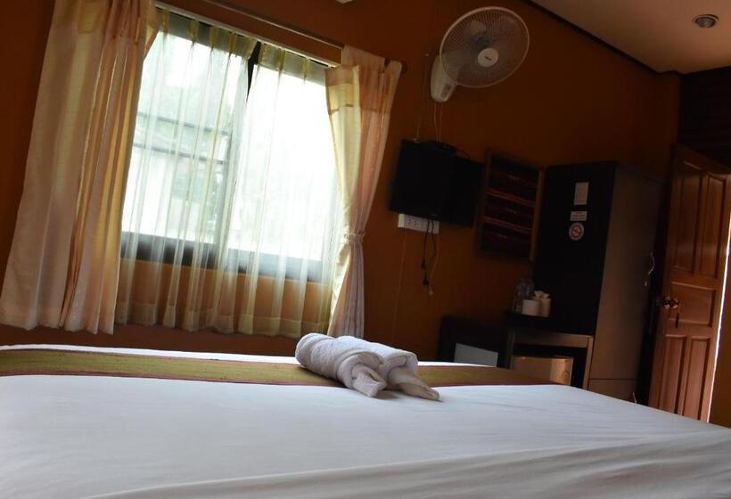 هتل Baanfai Guesthouse Chiangkhong