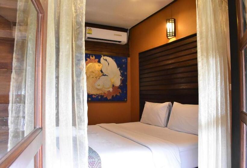 Отель Baanfai Guesthouse Chiangkhong