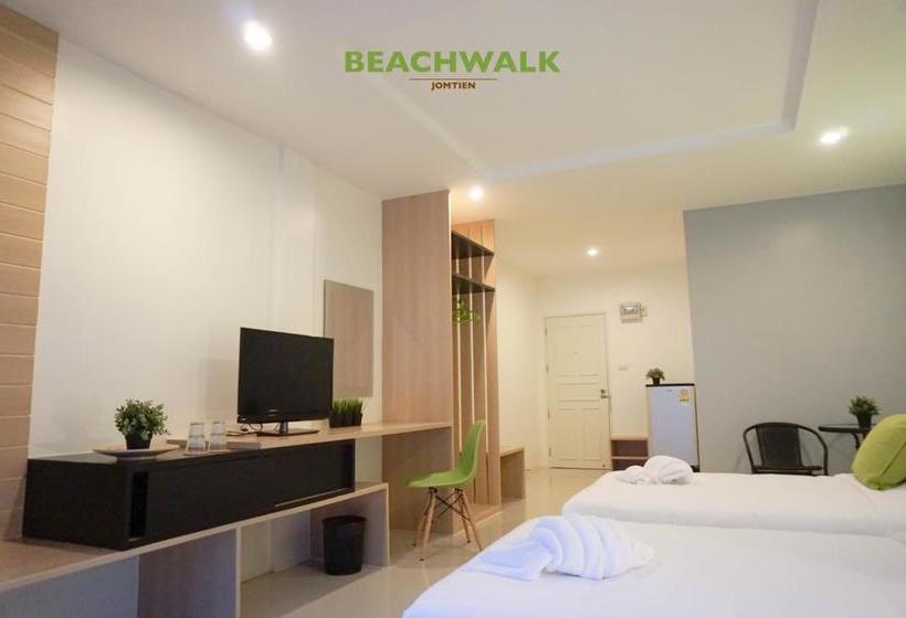 ホテル Beachwalk Jomtien