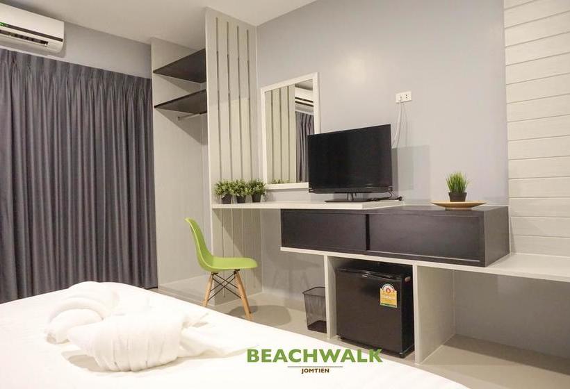 ホテル Beachwalk Jomtien