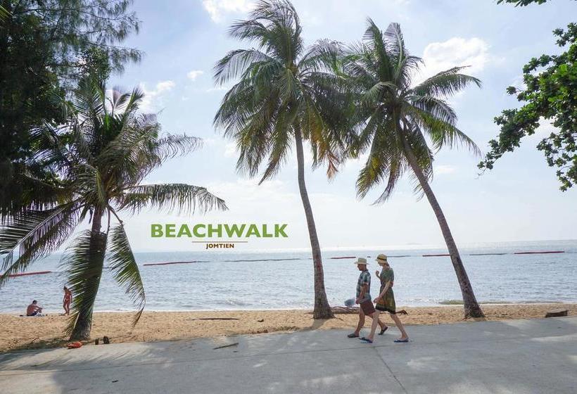 ホテル Beachwalk Jomtien