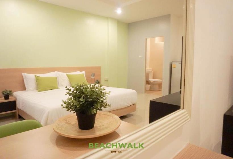 ホテル Beachwalk Jomtien