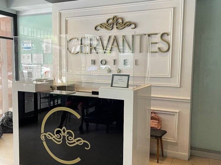 ホテル Cervantes