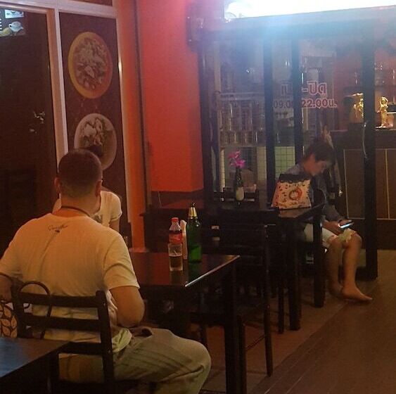 Отель Cheaper Room