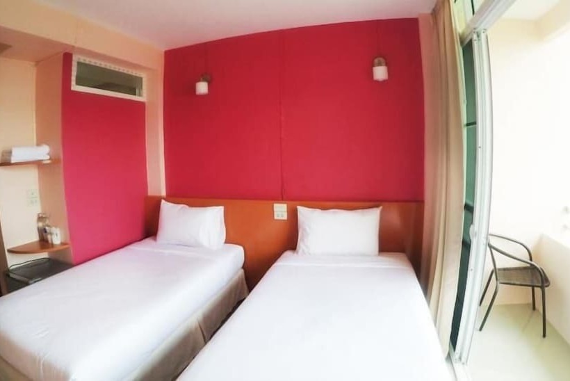 Отель Chiangkhong Green River