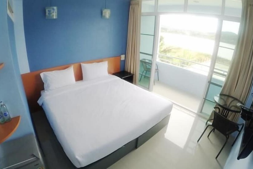 Отель Chiangkhong Green River