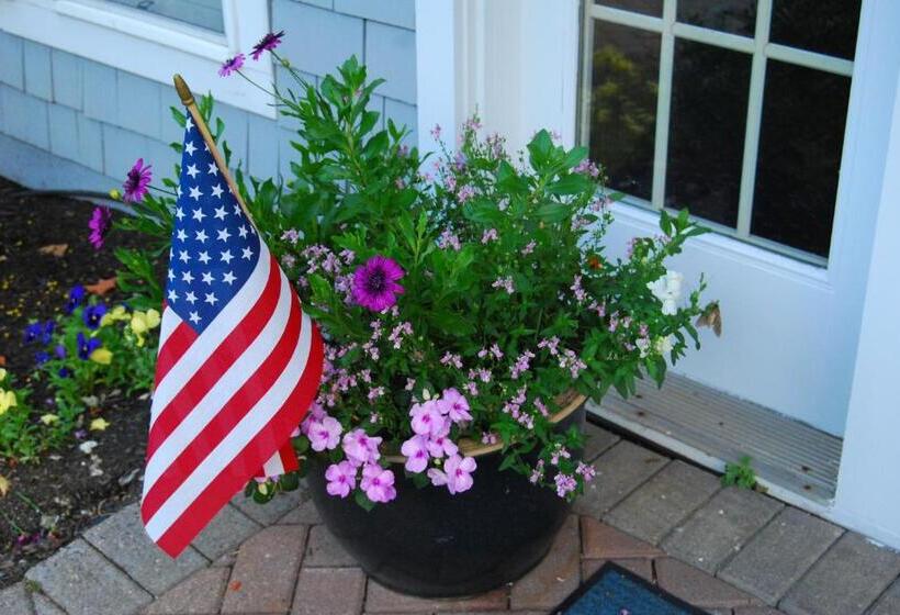 فندق Cod Cove Inn, Bw Signature Collection