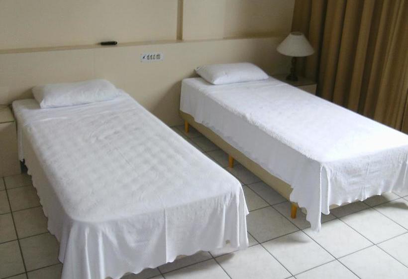 ホテル Colon Palace