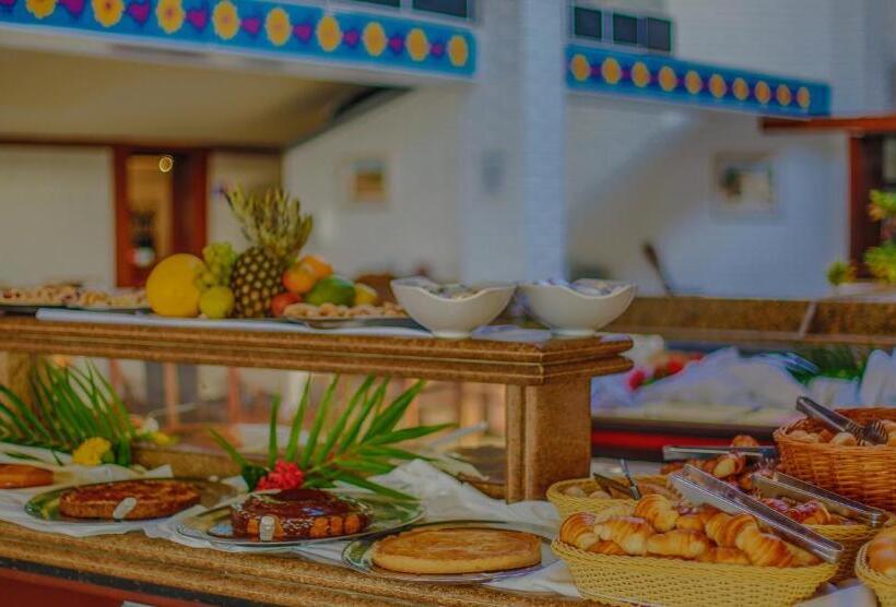 בית מלון כפרי Costa Cabralia