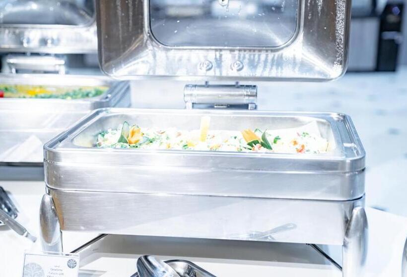 ホテル Emaar Grand