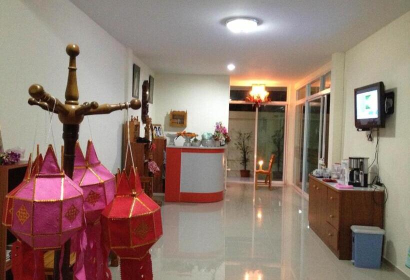 Отель Day Waterfront