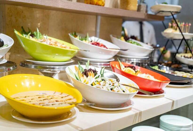 ホテル Emaar Grand