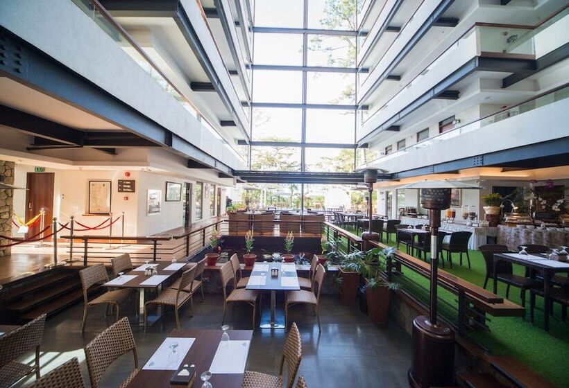 فندق Grand Sierra Pines Baguio