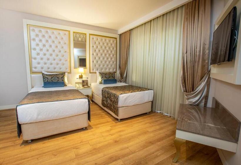 Kurort  Haydarpasha Palace