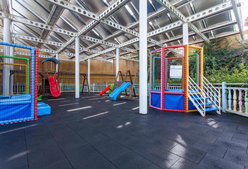 Kurort  Haydarpasha Palace