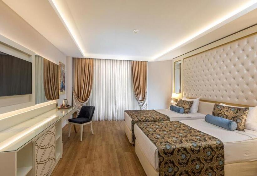 Kurort  Haydarpasha Palace