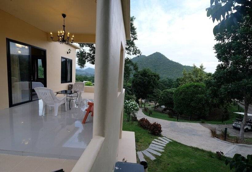 Hotel Hi  Scene Resort