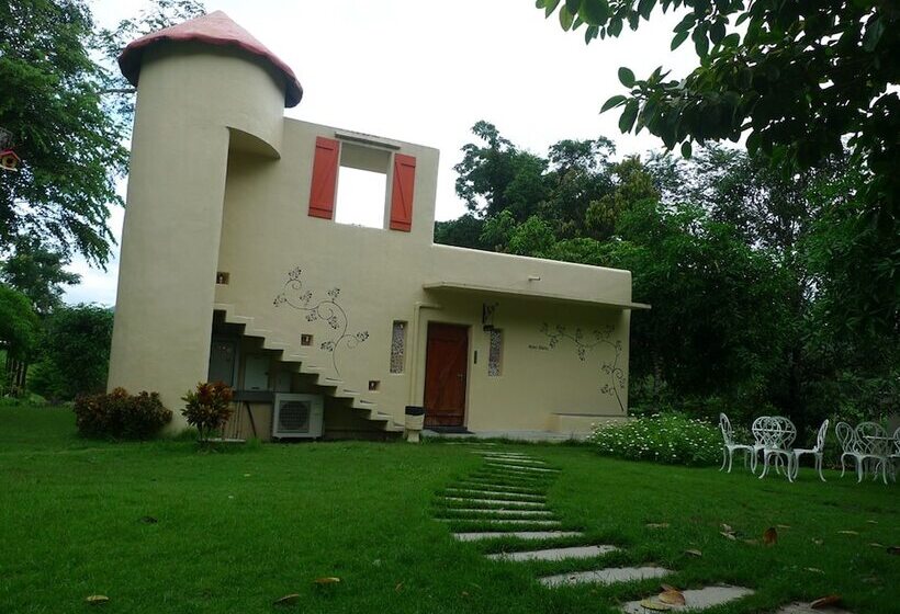 Hotel Hi  Scene Resort