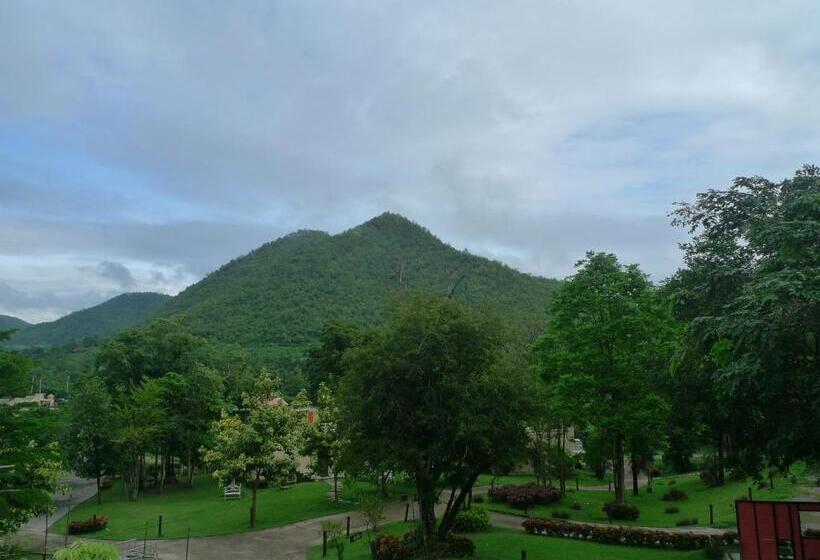 Hotel Hi  Scene Resort