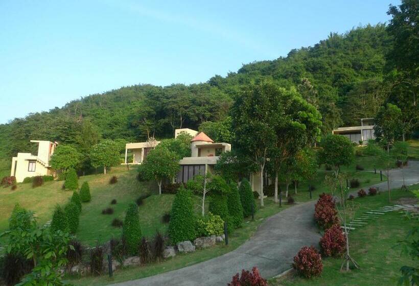 Hotel Hi  Scene Resort