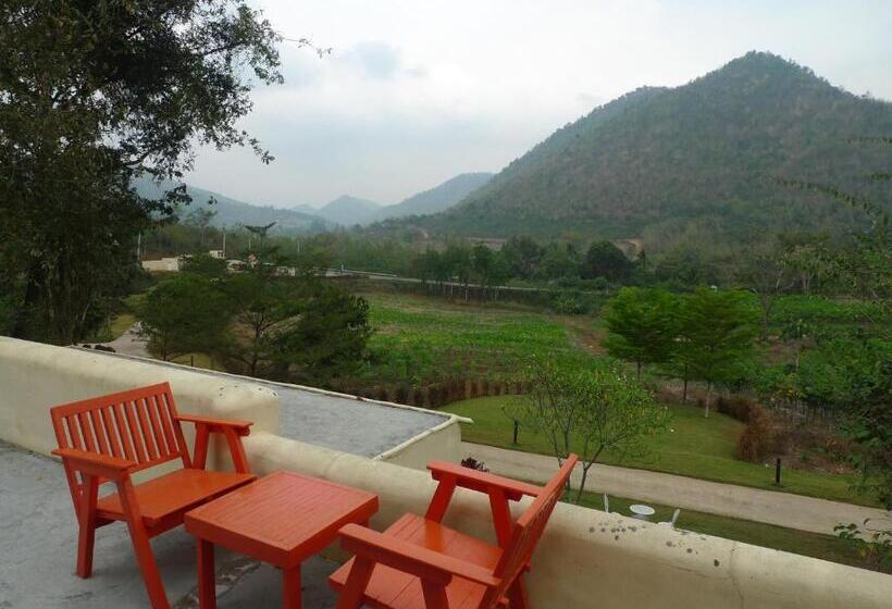 Hotel Hi  Scene Resort