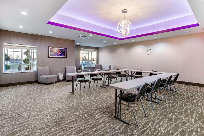 Отель La Quinta By Wyndham Springfield Il