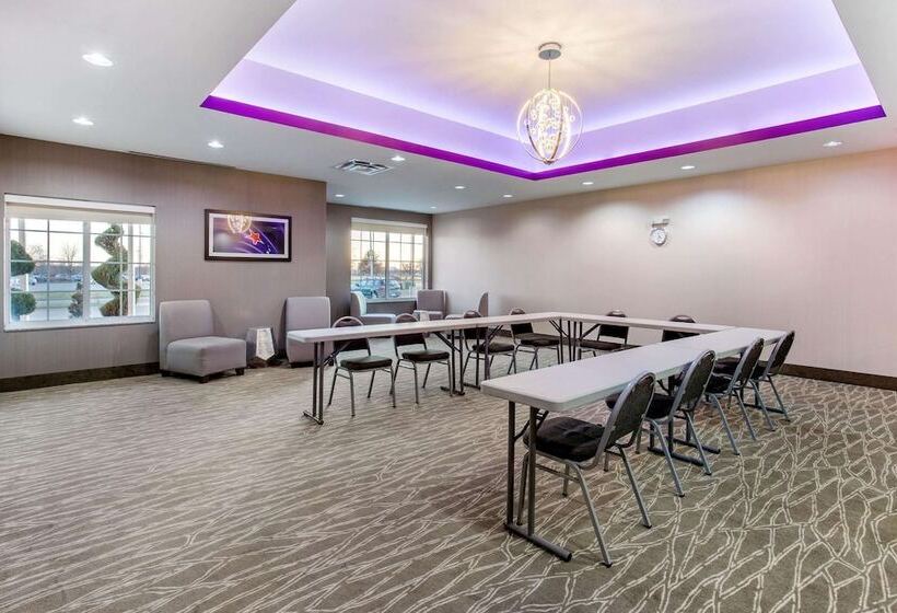 Отель La Quinta By Wyndham Springfield Il