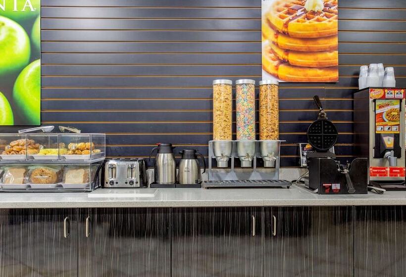 Отель La Quinta By Wyndham Springfield Il