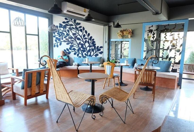 فندق Maldives Beach Resort