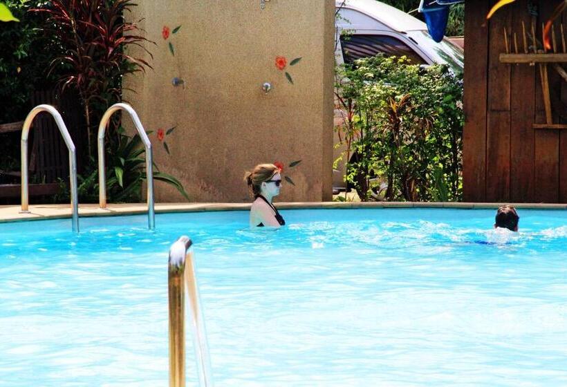 هتل Namkhong Guesthouse And Resort