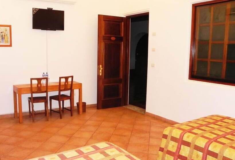 هتل Nuevo Cantalloc