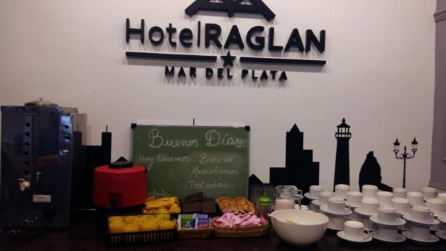 ホテル Raglan