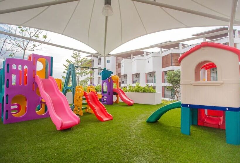 فندق Saint Tropez Beach